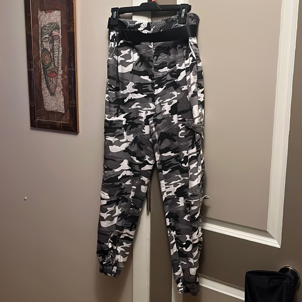 Army cargo pants